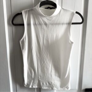 Brit & Bri White Sleeveless Mock Neck Top